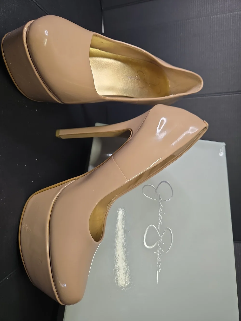 Jessica Simpson Nude Patent Platform Pumps Heels Almond Toe JS-Dany Size 10